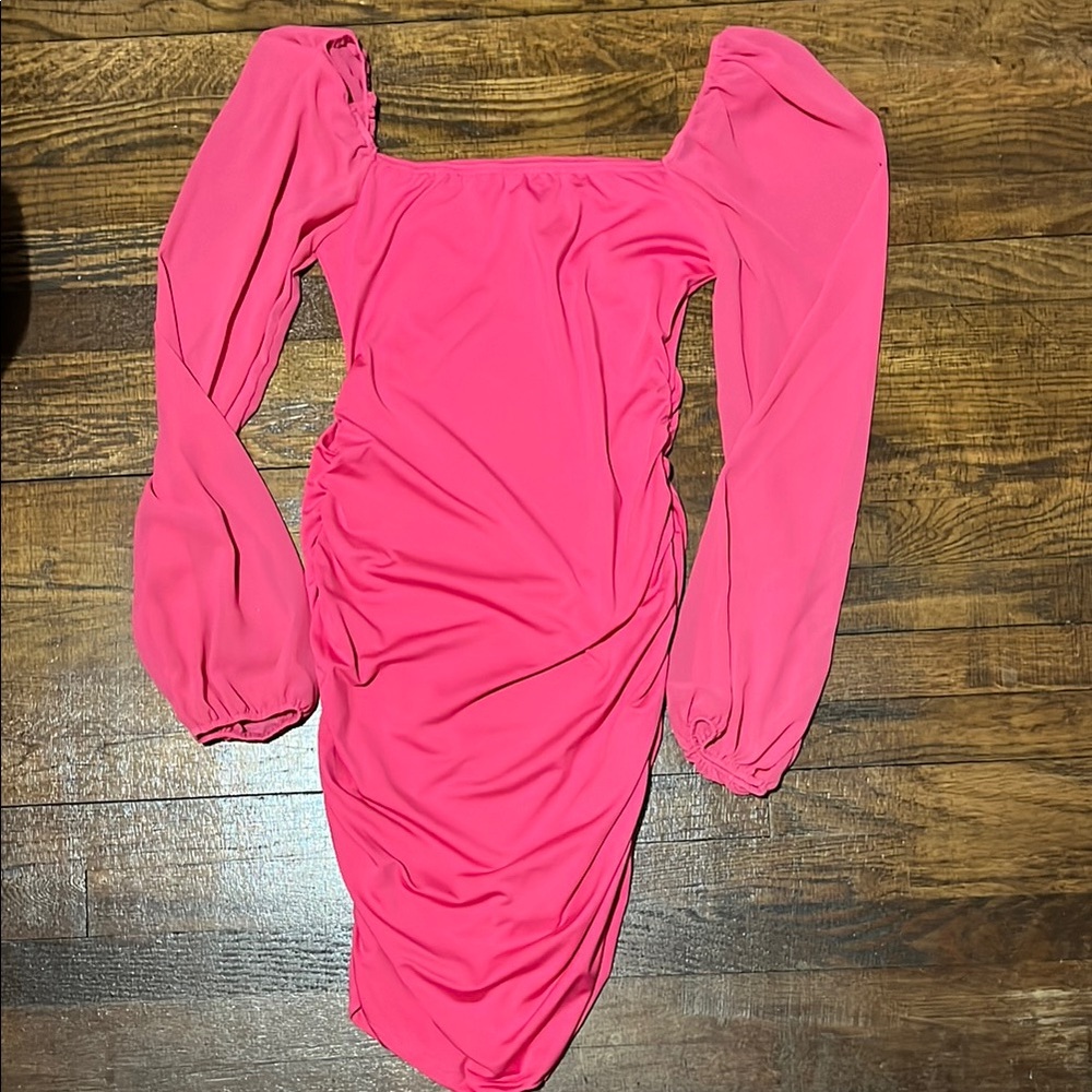 Chic Pink Long Sleeve Dress